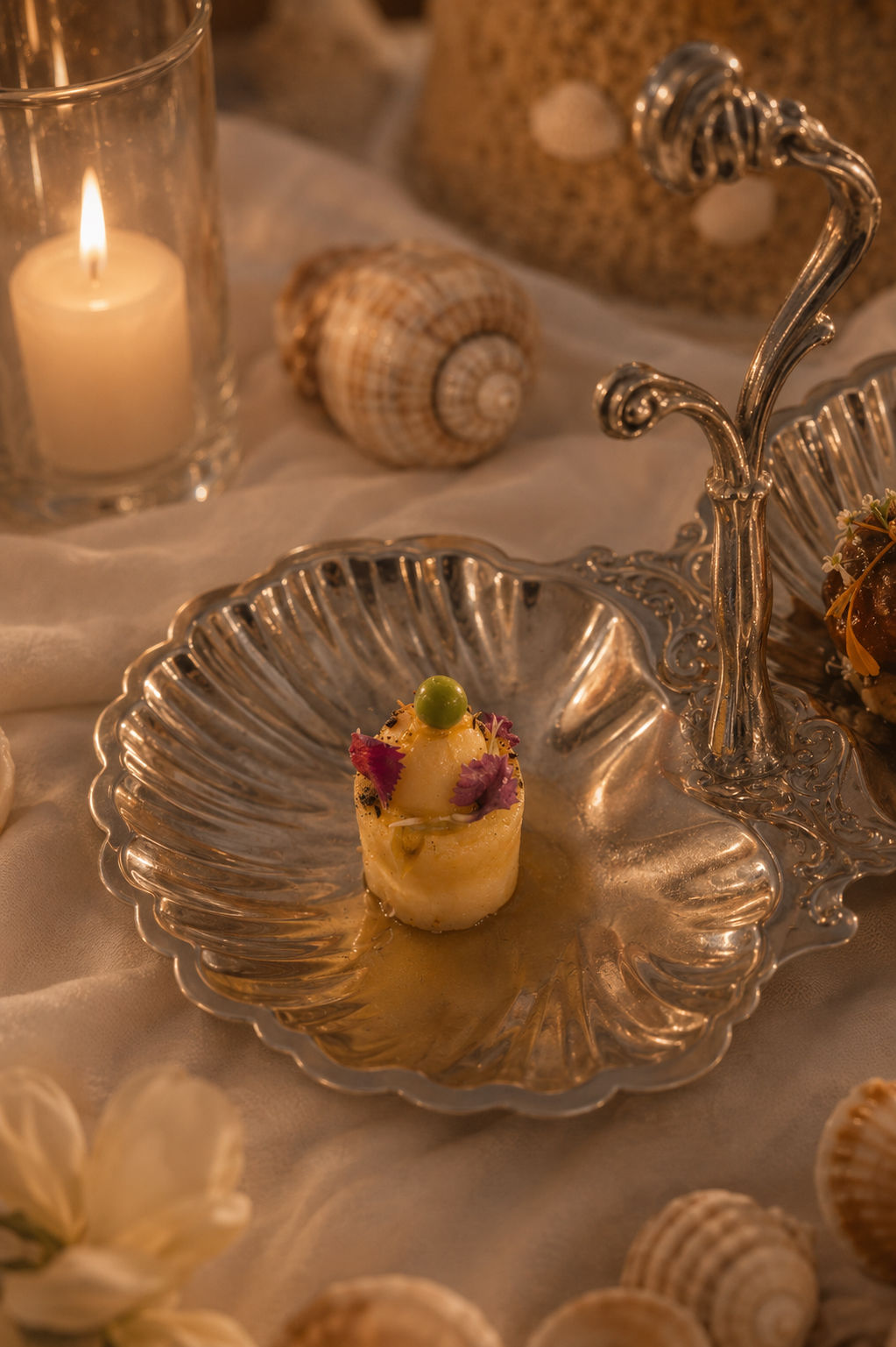 Dressage raffiné dans une coquille Saint-Jacques pour un mariage