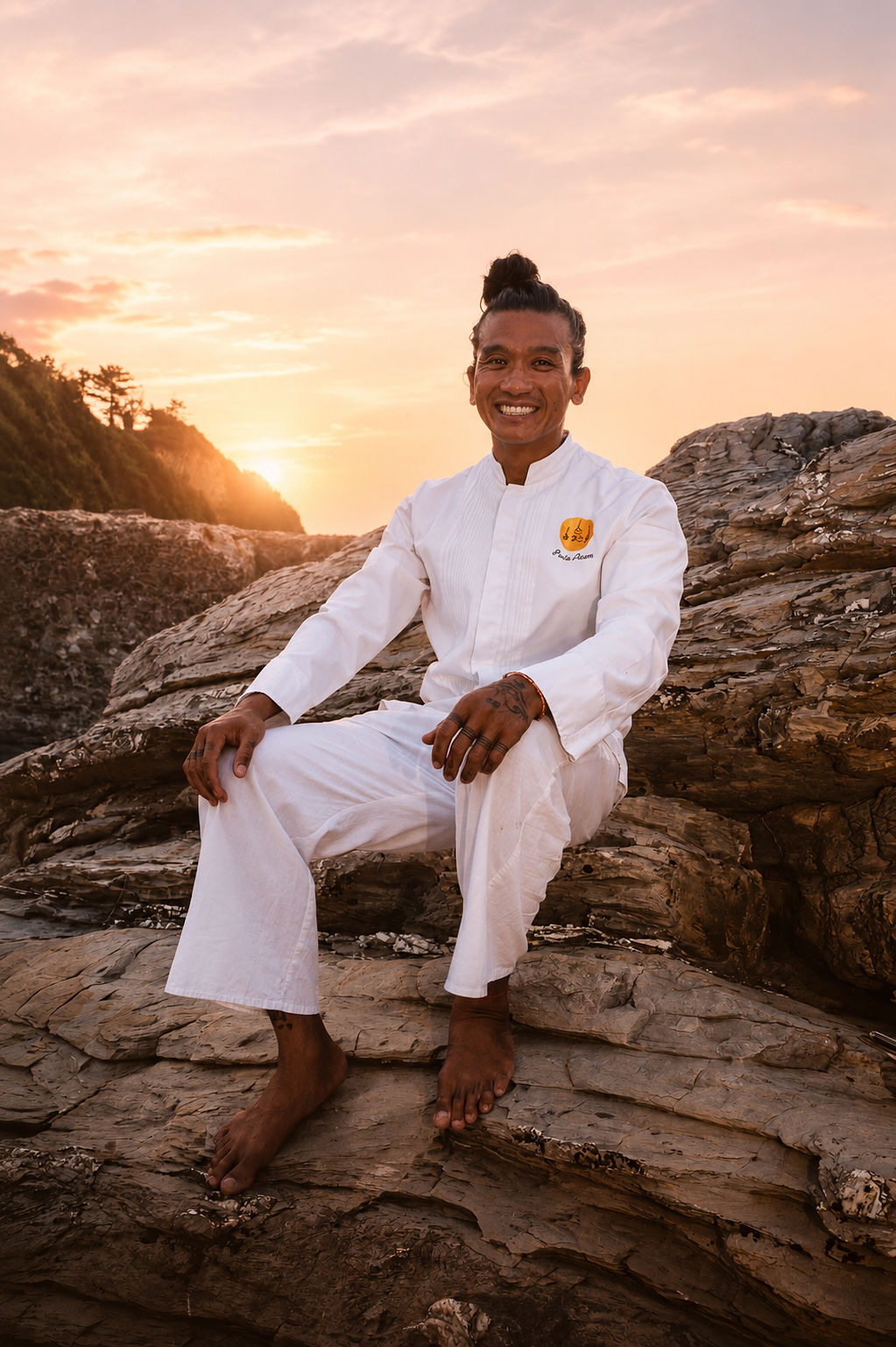 Pania Chann, chef privé, portrait au coucher du soleil sur la côte basque